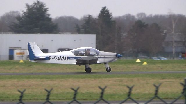 ROBIN R-200 (F-GMXU)