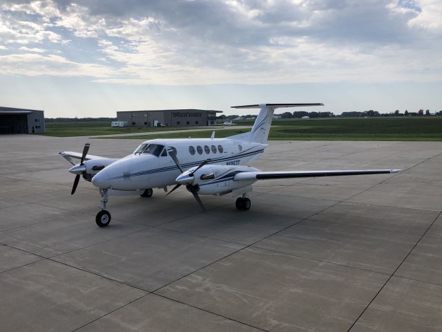 Beechcraft Super King Air 200 (N125TE)