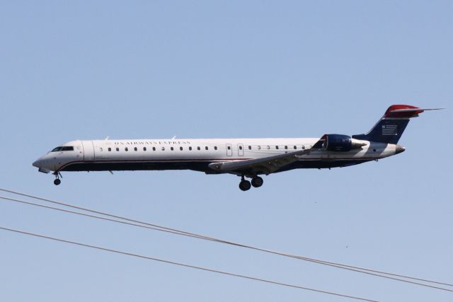 Canadair Regional Jet CRJ-900 (N924FJ) - US Air Flight 2675 operated by Mesa (N924FJ) arrives at Sarasota-Bradenton International Airport following a flight from Charlotte-Douglas International Airport