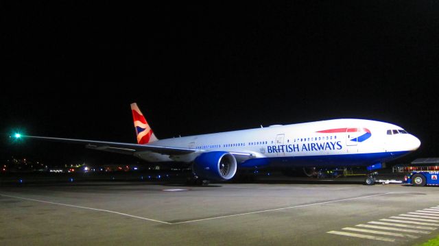 Boeing 777-200 (G-VIIO)