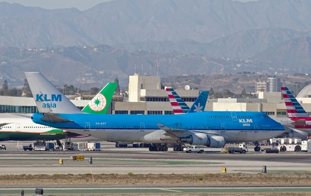 Boeing 747-400 (PH-BFP) - KLM Asia Titles