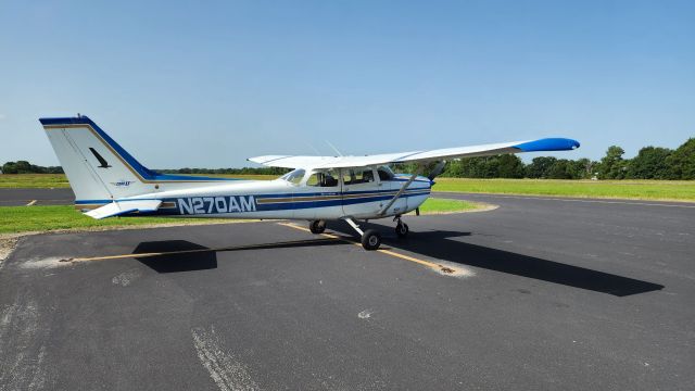 Cessna Skyhawk (N270AM)