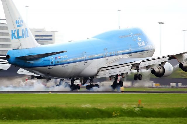 Boeing 747-400 (PH-BFK)