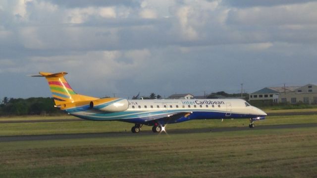 Embraer ERJ-145 (VQ-TLR)