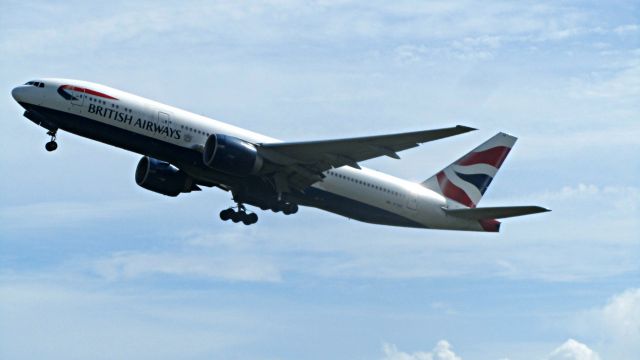Boeing 777-200 (G-VIIY)