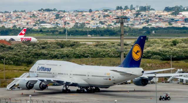 BOEING 747-8 (D-ABYP)