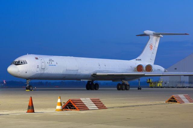 Ilyushin Il-62 (EW-450TR)