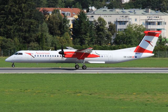 de Havilland Dash 8-400 (OE-LGM)