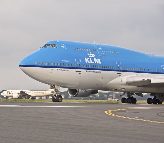 Boeing 747-400 (PH-BFG) - The Queen