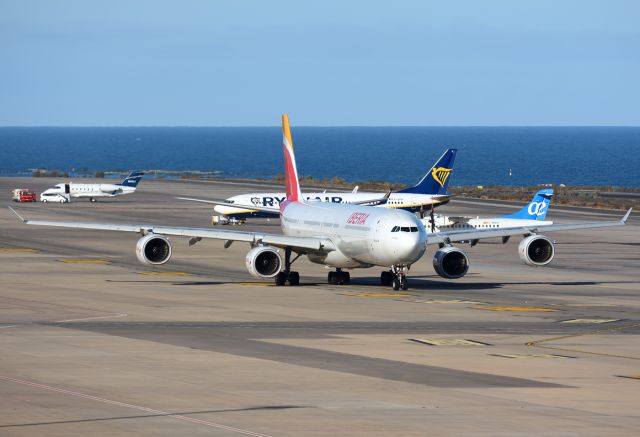 Airbus A340-600 (EC-JPU)