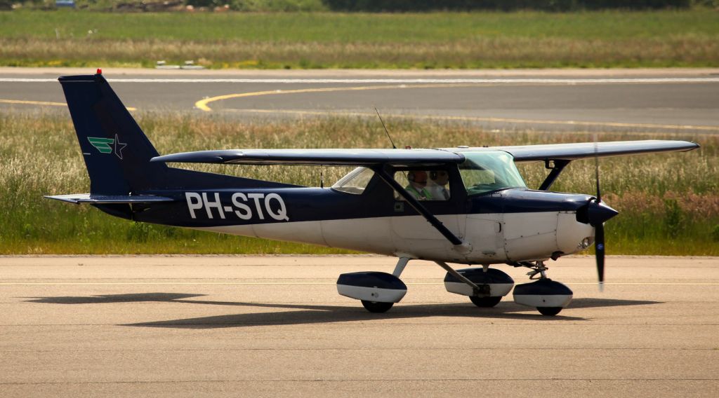 Cessna 152 (PH-STQ)