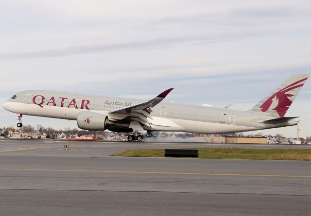 Airbus A350-900 (A7-ALJ)