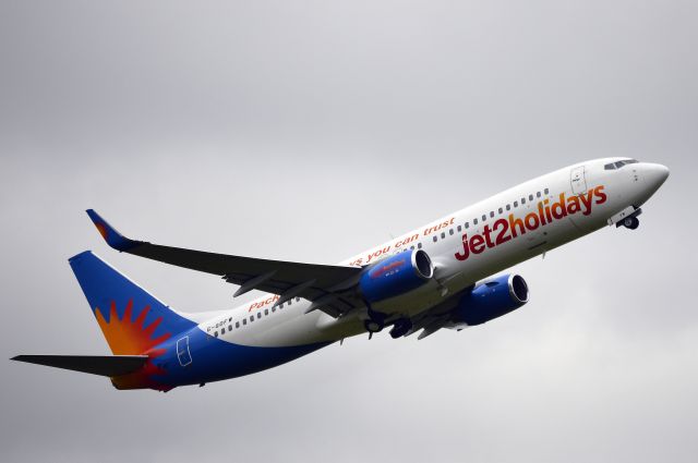 Boeing 737-800 (G-GDFW) - Jet2 - B737-8K5 (G-GDFW) Mid morning departure from NCL (Photo May 2017)