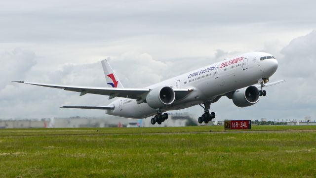 BOEING 777-300 (B-7368) - CES9001 on rotation from Rwy 16R to begin its delivery flight to PVG/ZSPD on 5.23.16. (ln 1398 / cn 43282).