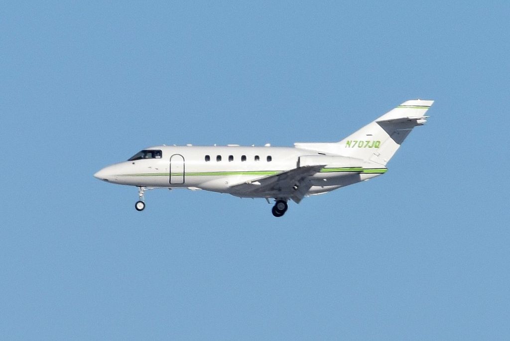 N707JQ — - 23-R 02-09-22. Shot from over a mile away, zoomed out & cropped down all the way.
