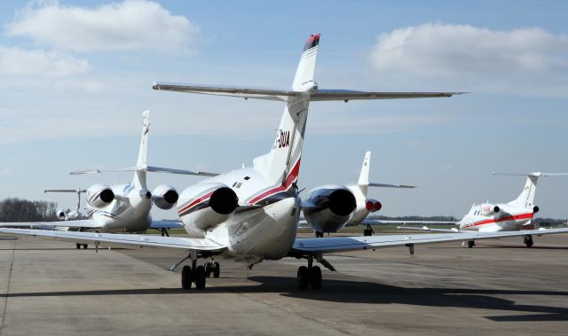 Hawker 800 (CS-DUA)