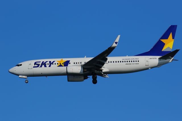 Boeing 737-800 (JA737X)