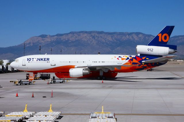 McDonnell Douglas DC-10 (N522AX)