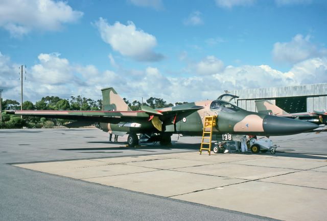 A8138 — - AUSTRALIA - AIR FORCE - GENERAL DYNAMICS F-111C AARDVARK - REG : A8-138 / 138 (CN D1-14) - EDINBURGH RAAF BASE ADELAIDE SA. AUSTRALIA - YPED (19/4/1977)35MM SLIDE SCANNED AT 6400 DPI WITH EPSON V700 PERFECTION SCANNER.