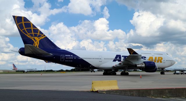 Boeing 747-400 (N322SG) - NFL Baltimore Ravens charter at CLT - 8/21/21