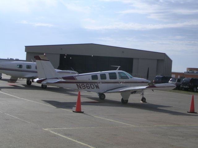 Beechcraft Bonanza (36) (N96DW)