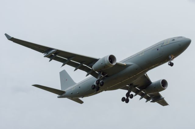 Airbus A330-200 (ZZ-334) - Spotting RZE