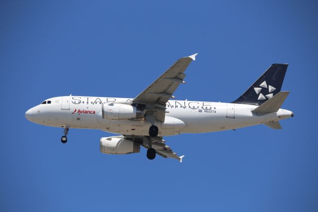 Airbus A319 (N522TA)