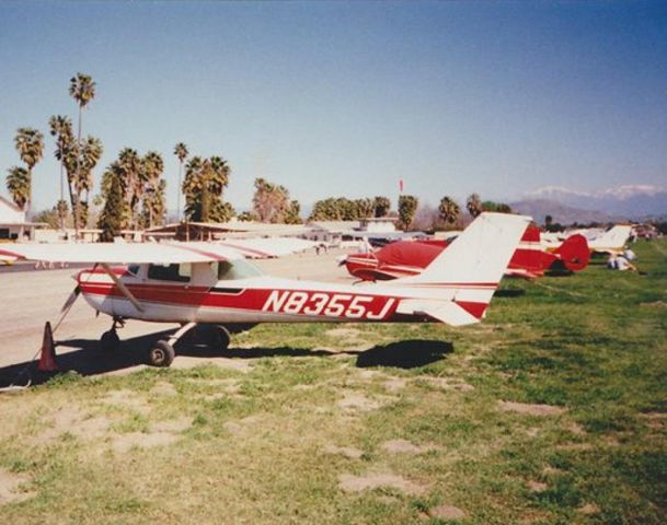 Cessna Commuter (N8355J)