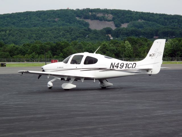 Cirrus SR-20 (N491CD)