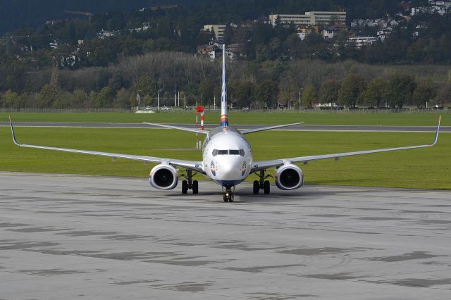 Boeing 737-800 (TC-SNR)