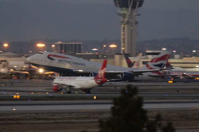 Boeing 747-400 (G-BYGA)