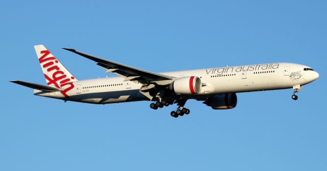 BOEING 777-300ER (VH-VPD) - Avalon Beach Short Final To Rwy 25