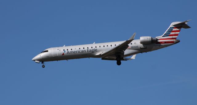 Canadair Regional Jet CRJ-700 (N516AE) - On final is this 2003 American Eagle Canadair Regional Jet CRJ-701ER in the Winter of 2020.