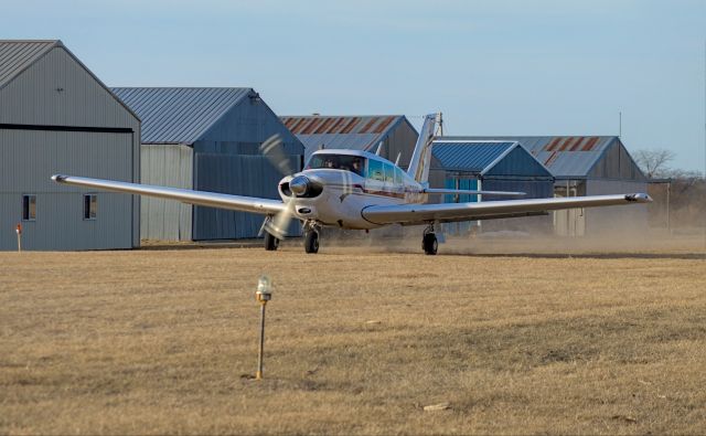 Piper PA-24 Comanche (N5788) - TAKING OFF 2/20/2022