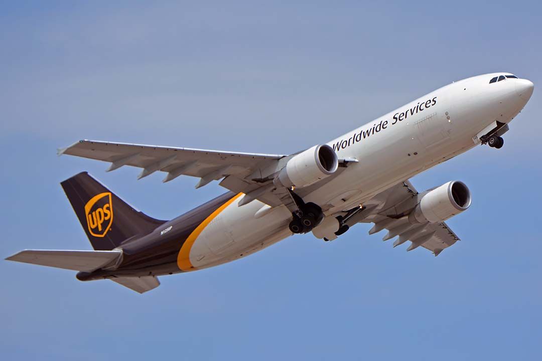 Airbus A300F4-600 (N125UP) - UPS Airbus A300F-622R N125UP at Phoenix Sky Harbor on August 25, 2018.  