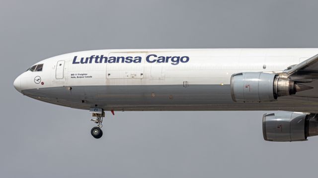Boeing MD-11 (D-ALCI)