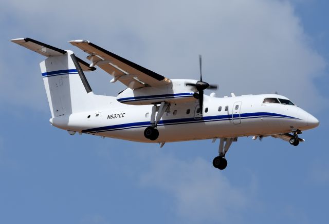 de Havilland Dash 8-200 (N637CC) - Opticap Aviation.