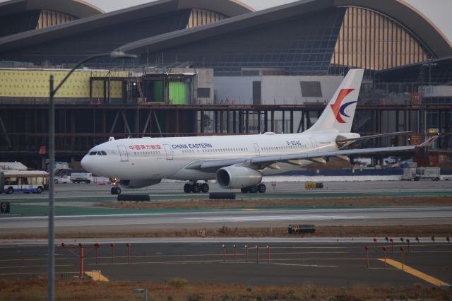 Airbus A330-200 (B-6546)