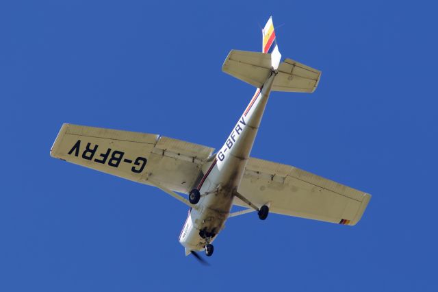 Cessna 152 (G-BFRV)