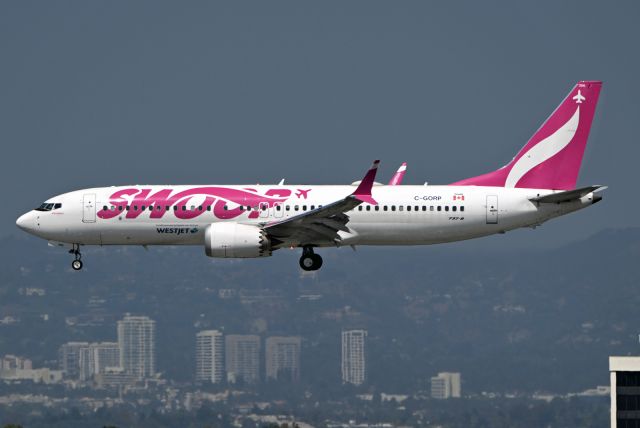 Boeing 737 MAX 8 (C-GORP)
