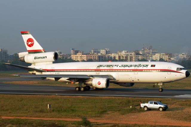 McDonnell Douglas DC-10 (S2-ACR)