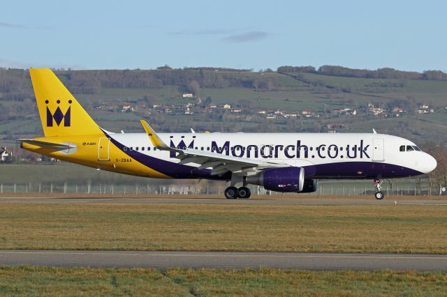 Airbus A320 (G-ZBAA)
