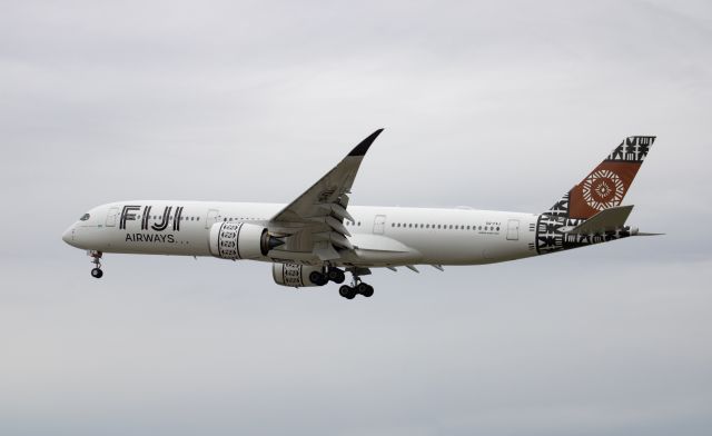Airbus A350-900 (DQ-FAJ)