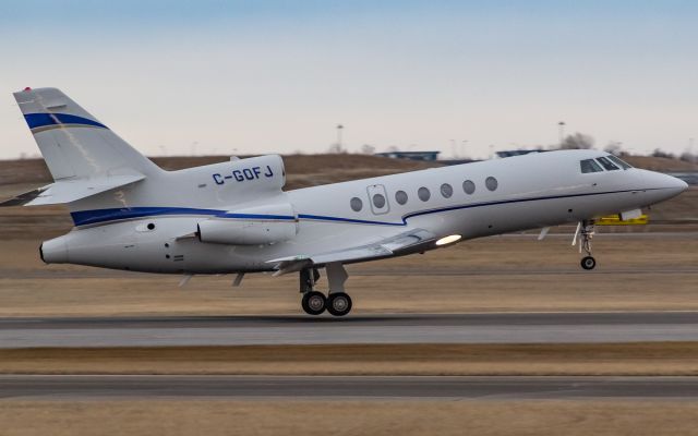 Dassault Falcon 50 (C-GOFJ)