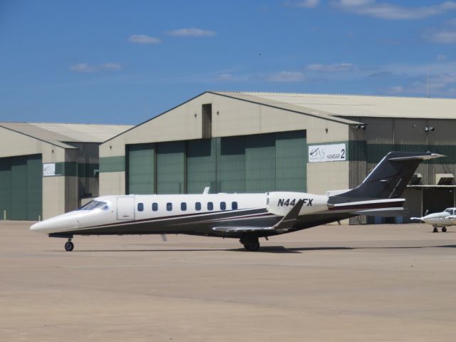 Learjet 45 (N444FX)