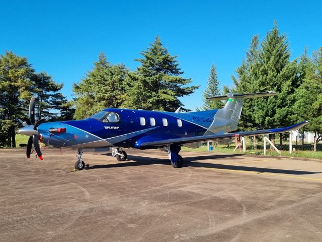 Pilatus PC-24 (PS-DJG) - Sou entusiasta e frequentador do Aeroporto. Fotografado por mim.