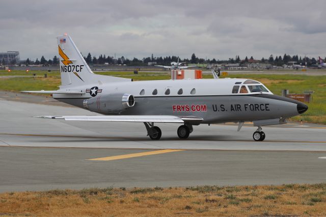 North American Sabreliner (N607CF)