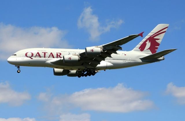 Airbus A380-800 (A7-APE)
