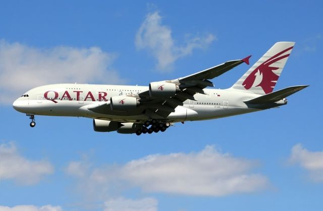 Airbus A380-800 (A7-APE)