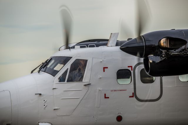 De Havilland Canada Twin Otter —